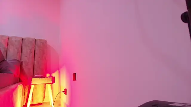 Auroraa miller online show from 11-12-25, 11:54