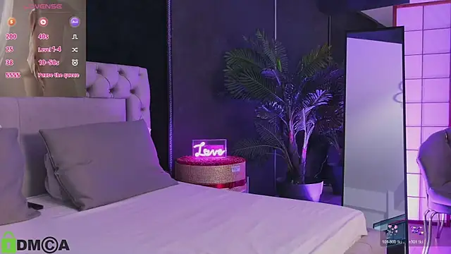 ClaraShine online show from 09-15-25, 03:50