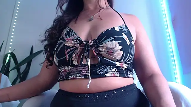 Snapshot of samy_love35 chatting on 10-16-25, 09:05 samy love35 online show from 10-16-25, 09:05