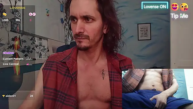 Snapshot of riffraphboi chatting on 09-30-25, 10:31 riffraphboi online show from 09-30-25, 10:31