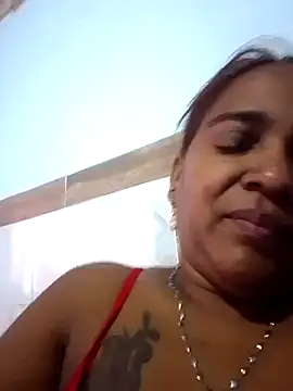 Snapshot of Teresa_mm chatting on 10-09-25, 12:47 Teresa mm online show from 10-09-25, 12:47