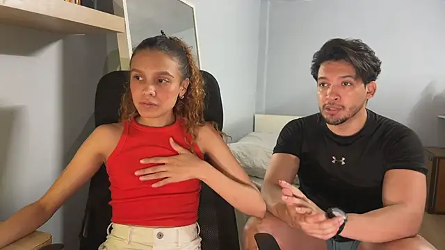 Snapshot of RagnarLothbrokXX chatting on 10-25-25, 07:41 RagnarLothbrokXX online show from 10-25-25, 07:41