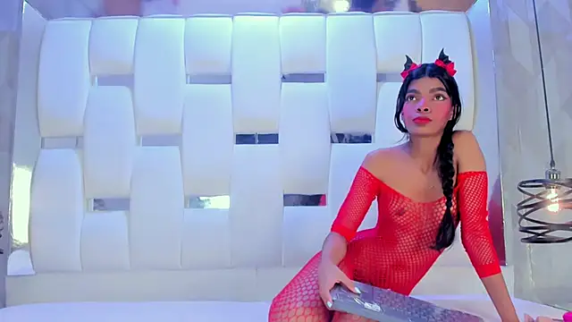 Snapshot of BriannaRoses chatting on 10-17-25, 09:17 BriannaRoses online show from 10-17-25, 09:17