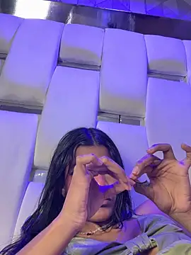 Snapshot of BriannaRoses chatting on 03-11-26, 03:23 BriannaRoses online show from 03-11-26, 03:23