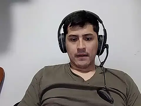 Snapshot of PerroDemonioHot chatting on 02-10-26, 08:13 PerroDemonioHot online show from 02-10-26, 08:13