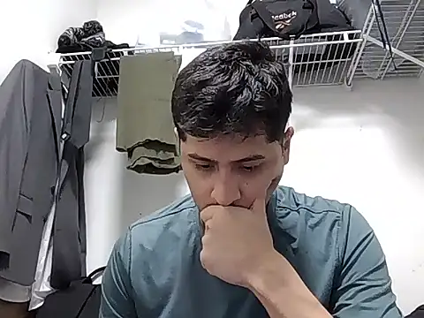 Snapshot of PerroDemonioHot chatting on 02-11-26, 06:35 PerroDemonioHot online show from 02-11-26, 06:35