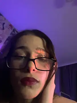 Snapshot of mollyEXD chatting on 01-16-25, 10:42 mollyEXD online show from 01-16-25, 10:42