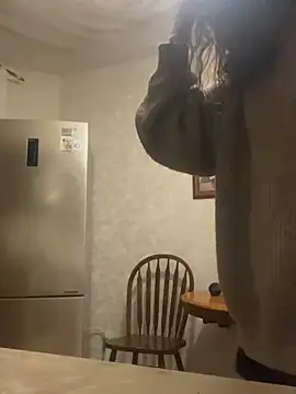 Snapshot of mollyEXD chatting on 02-07-25, 01:47 mollyEXD online show from 02-07-25, 01:47