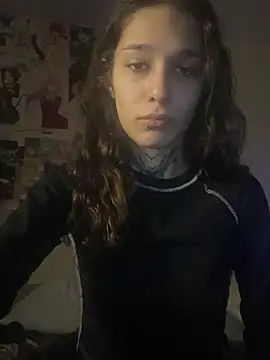 Snapshot of mollyEXD chatting on 02-17-25, 05:21 mollyEXD online show from 02-17-25, 05:21