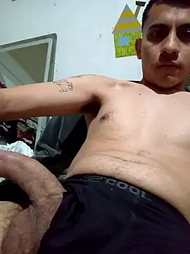 Snapshot of boyvergon chatting on 03-15-26, 01:00 boyvergon online show from 03-15-26, 01:00