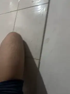 Snapshot of MorenoTatuado011 chatting on 11-23-25, 08:14 MorenoTatuado011 online show from 11-23-25, 08:14