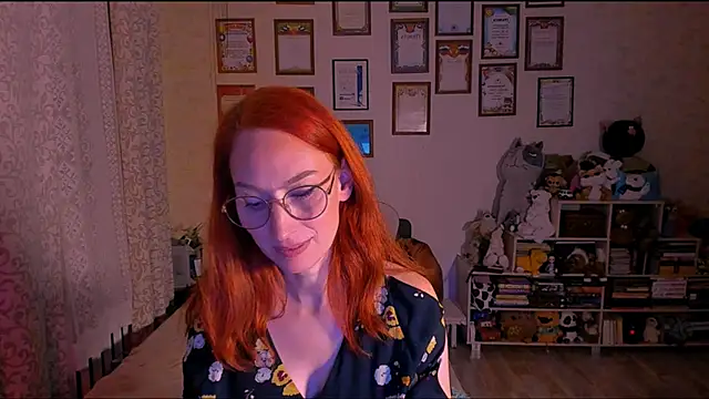 Snapshot of red_rocco chatting on 03-18-25, 07:42 red rocco online show from 03-18-25, 07:42