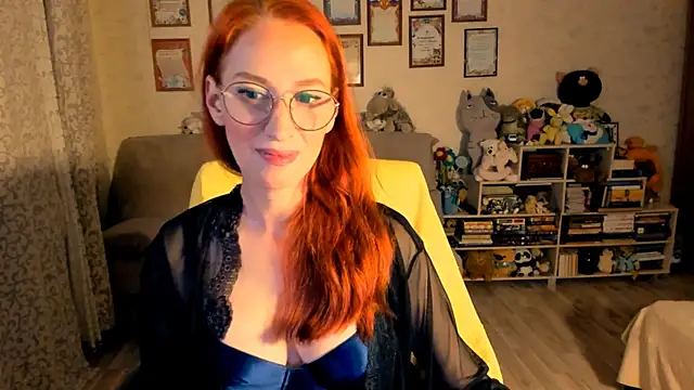 Snapshot of red_rocco chatting on 09-26-25, 04:00 red rocco online show from 09-26-25, 04:00