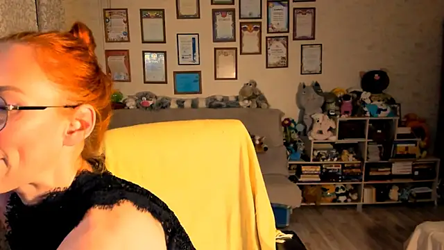 Snapshot of red_rocco chatting on 10-07-25, 03:20 red rocco online show from 10-07-25, 03:20