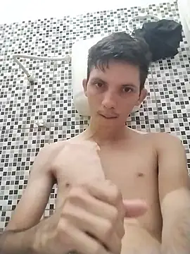 welitonzz28 online show from 06-18-26, 10:19