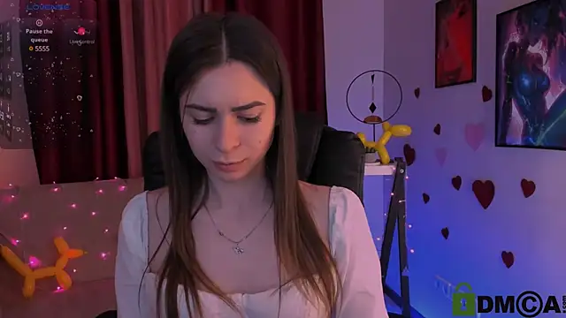 flora ri online show from 02-14-25, 09:32