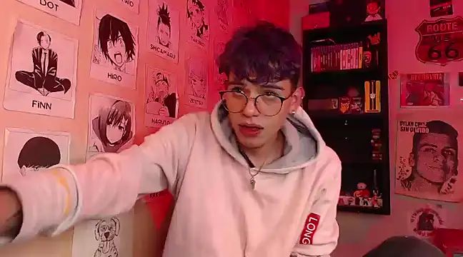 Mickey Magic online show from 02-08-25, 03:41