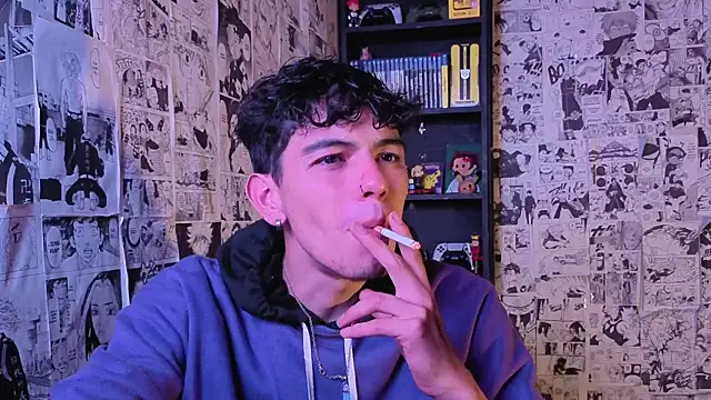 Snapshot of Mickey_Magic chatting on 02-12-26, 04:18 Mickey Magic online show from 02-12-26, 04:18