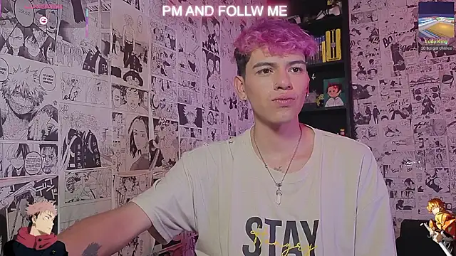 Snapshot of Mickey_Magic chatting on 03-15-26, 02:50 Mickey Magic online show from 03-15-26, 02:50