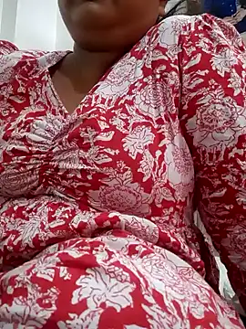 Hot Juicy Candy online show from 03-11-26, 08:20