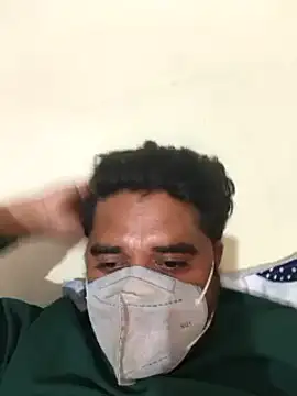 Snapshot of Raziv_komal143 chatting on 01-30-25, 05:06 Raziv komal143 online show from 01-30-25, 05:06