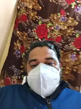 Snapshot of Raziv_komal143 chatting on 02-11-25, 11:54 Raziv komal143 online show from 02-11-25, 11:54