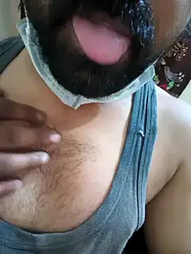 Snapshot of Raziv_komal143 chatting on 02-17-25, 01:58 Raziv komal143 online show from 02-17-25, 01:58