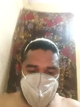 Snapshot of Raziv_komal143 chatting on 02-20-25, 12:30 Raziv komal143 online show from 02-20-25, 12:30