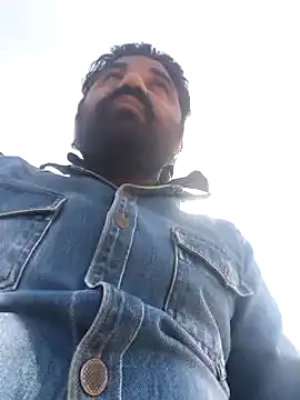 Snapshot of Raziv_komal143 chatting on 02-26-25, 04:47 Raziv komal143 online show from 02-26-25, 04:47