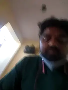 Snapshot of Raziv_komal143 chatting on 03-06-25, 11:25 Raziv komal143 online show from 03-06-25, 11:25