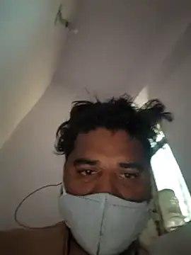 Snapshot of Raziv_komal143 chatting on 03-14-25, 03:15 Raziv komal143 online show from 03-14-25, 03:15