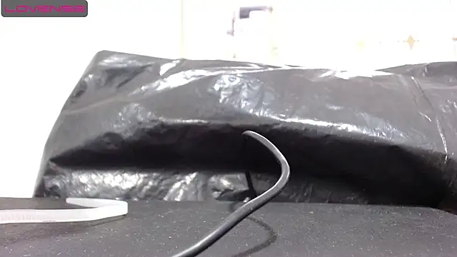 Snapshot of Solera_Red chatting on 03-06-25, 08:48 Solera Red online show from 03-06-25, 08:48