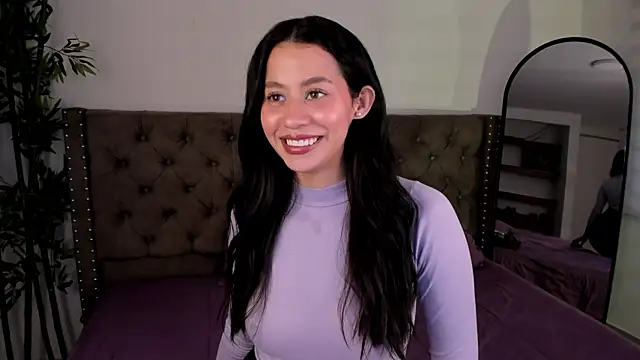 Snapshot of hannah_brady chatting on 02-07-25, 08:31 hannah brady online show from 02-07-25, 08:31