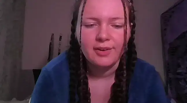 Snapshot of VenusandIppy chatting on 03-04-25, 02:10 VenusandIppy online show from 03-04-25, 02:10