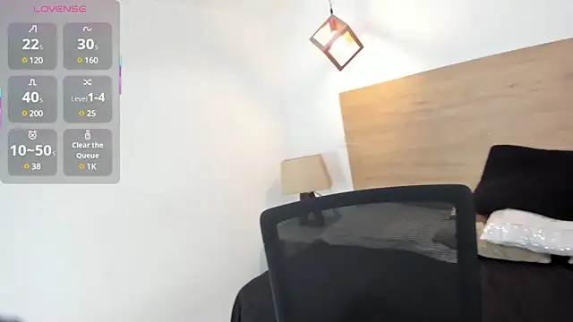 Snapshot of _Eternal_ chatting on 02-14-25, 06:02 Eternal online show from 02-14-25, 06:02