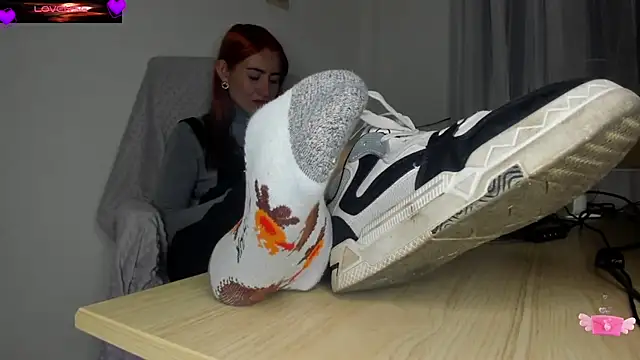 VioletParkker online show from 12-15-25, 02:16