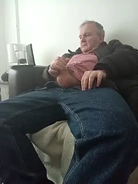 Paolo7619 online show from 12-03-25, 10:02