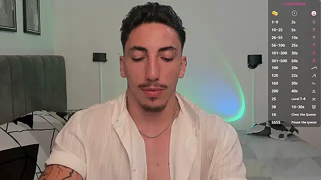 Snapshot of dylanspencer28 chatting on 01-25-25, 10:29 dylanspencer28 online show from 01-25-25, 10:29