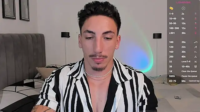 Snapshot of dylanspencer28 chatting on 02-05-25, 01:26 dylanspencer28 online show from 02-05-25, 01:26