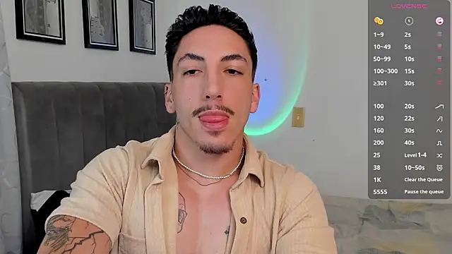 Snapshot of dylanspencer28 chatting on 03-03-25, 07:39 dylanspencer28 online show from 03-03-25, 07:39