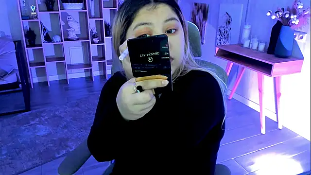 DiaAngell online show from 11-05-25, 07:36