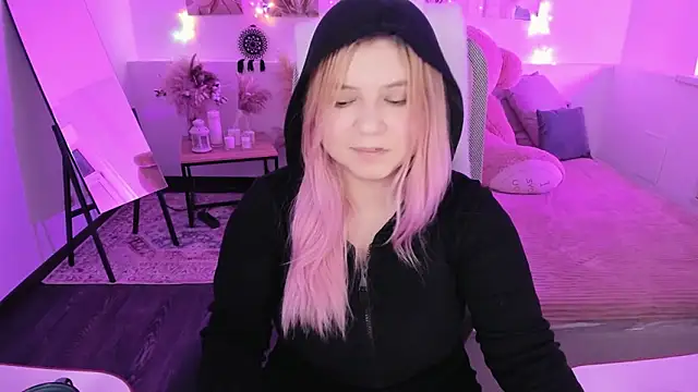 DiaAngell online show from 03-08-26, 09:07