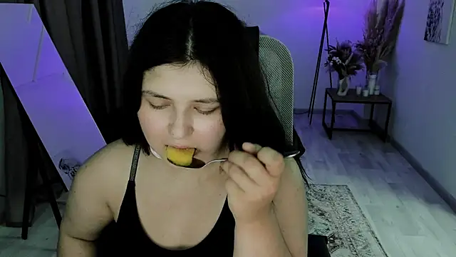 DiaAngell online show from 07-29-26, 08:29