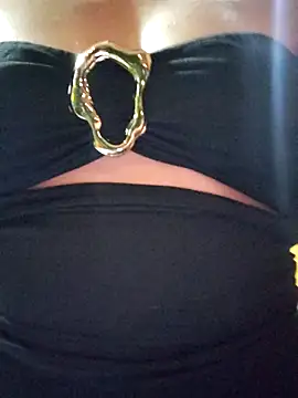 ilonna2025 online show from 04-25-26, 10:07