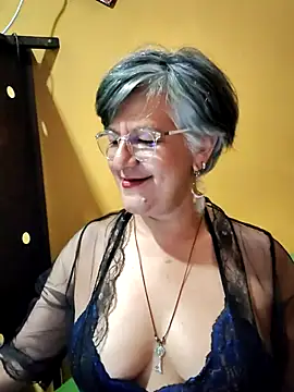 ilonna2025 online show from 06-25-26, 05:56