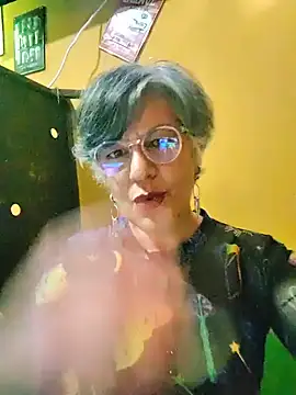 ilonna2025 online show from 06-30-26, 11:28