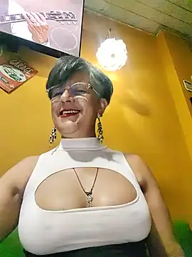 ilonna2025 online show from 07-15-26, 10:26