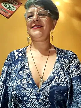 ilonna2025 online show from 07-26-26, 11:11