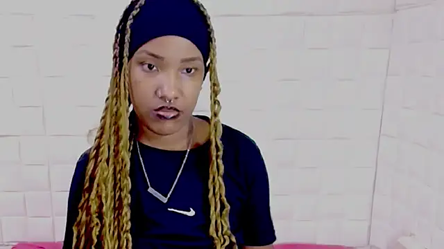 EroticSexyPrada online show from 04-27-26, 05:38