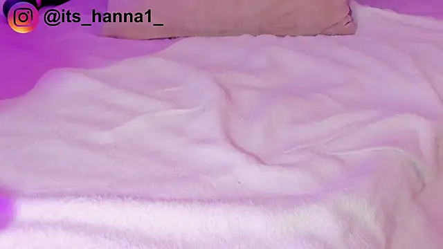 cutte hanna18 online show from 07-23-26, 01:58